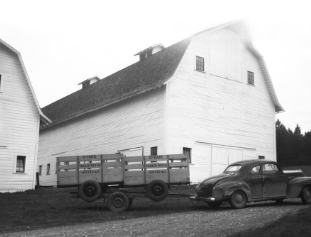 Picture of an old barn